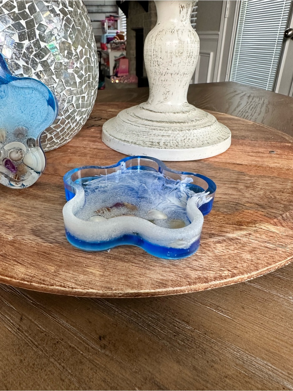 Blue beach themed Resin Trinket Dishes (Set of 2) - Picture 5 of 6